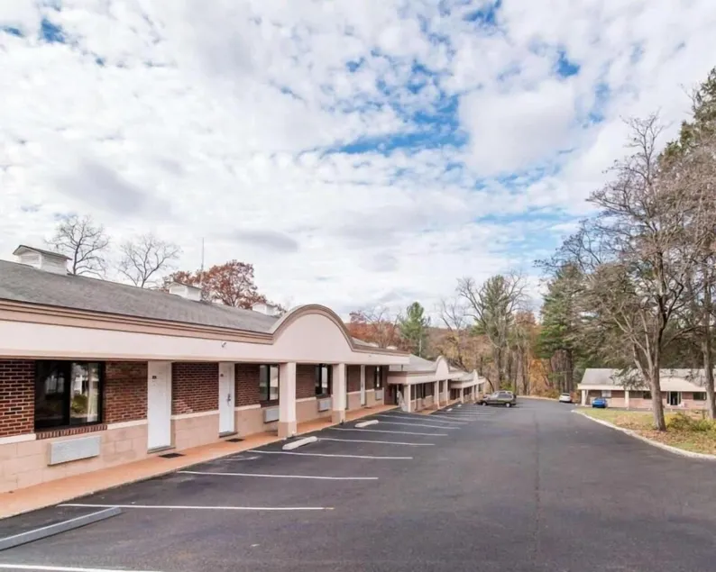Kingston Motel - Image 1