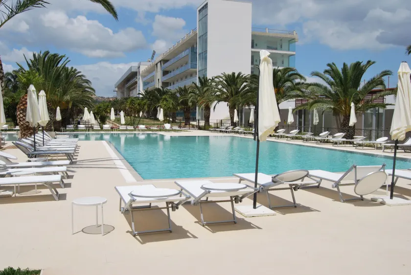 Eureka Palace Hotel Spa Resort - Image 1
