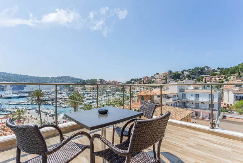 FERGUS Style Soller Beach - Image 1