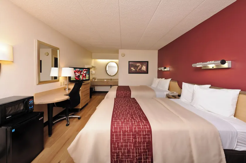 Red Roof Inn Detroit - Warren - Image 1