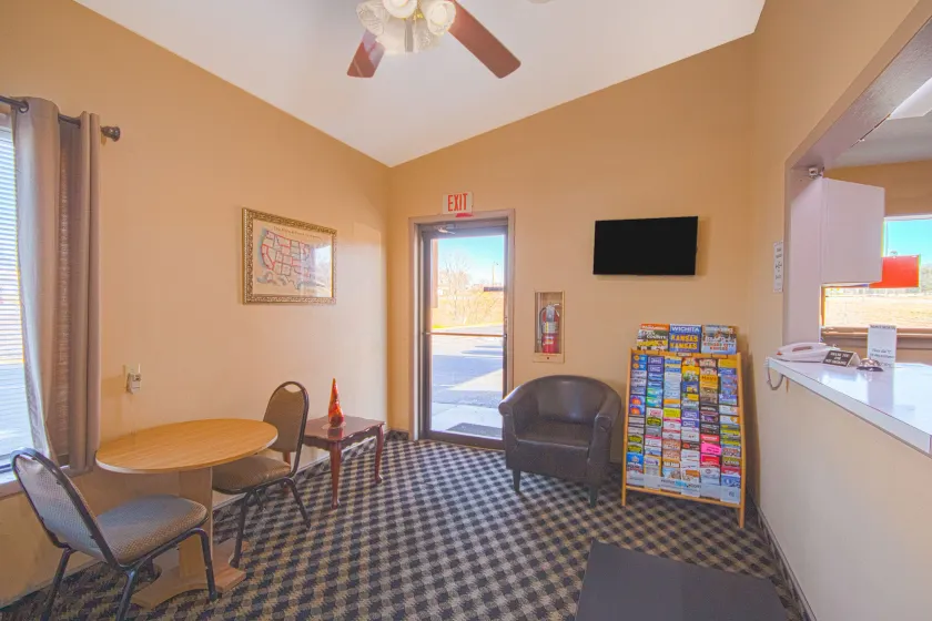 Econo Lodge Junction City I-70 Near Fort Riley - Hall