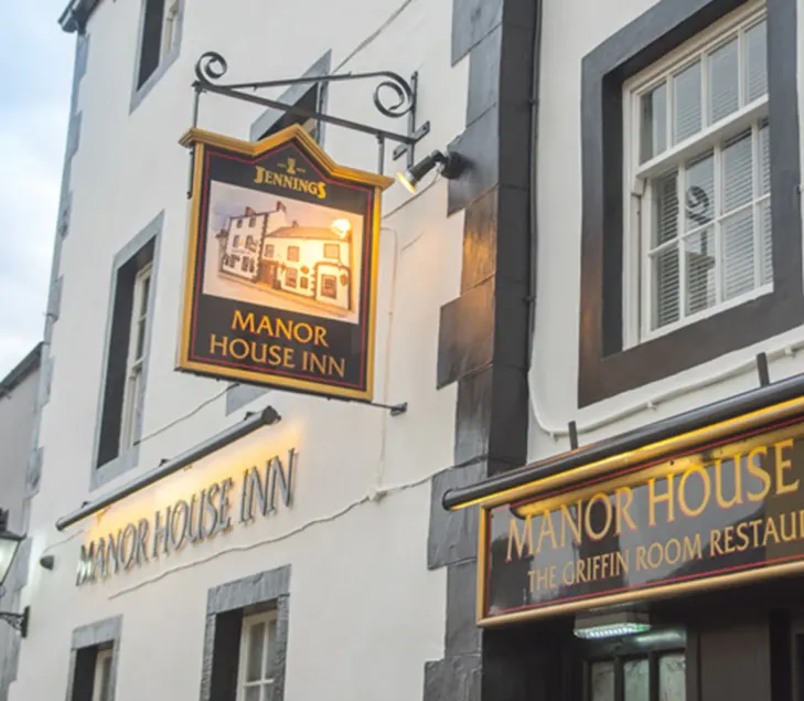Manor House Hotel and Restaurant - Image 1