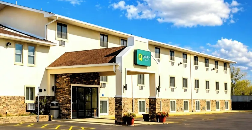 Quality Inn Gillette - Image 1