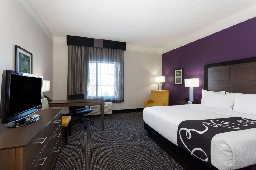 La Quinta by Wyndham Denver Boulder - Louisville - Image 1