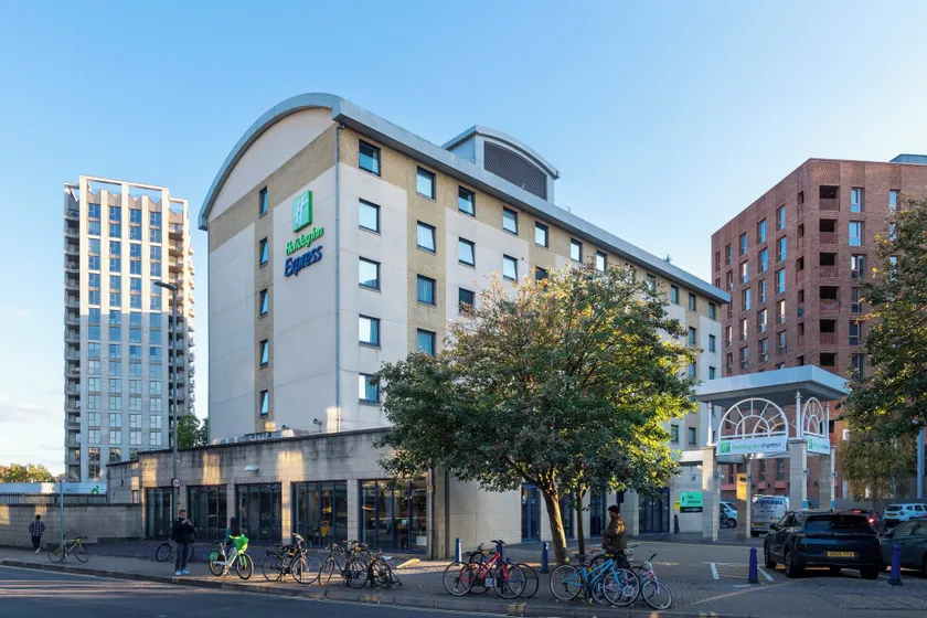 Holiday Inn Express London - Wandsworth by IHG - Image 1