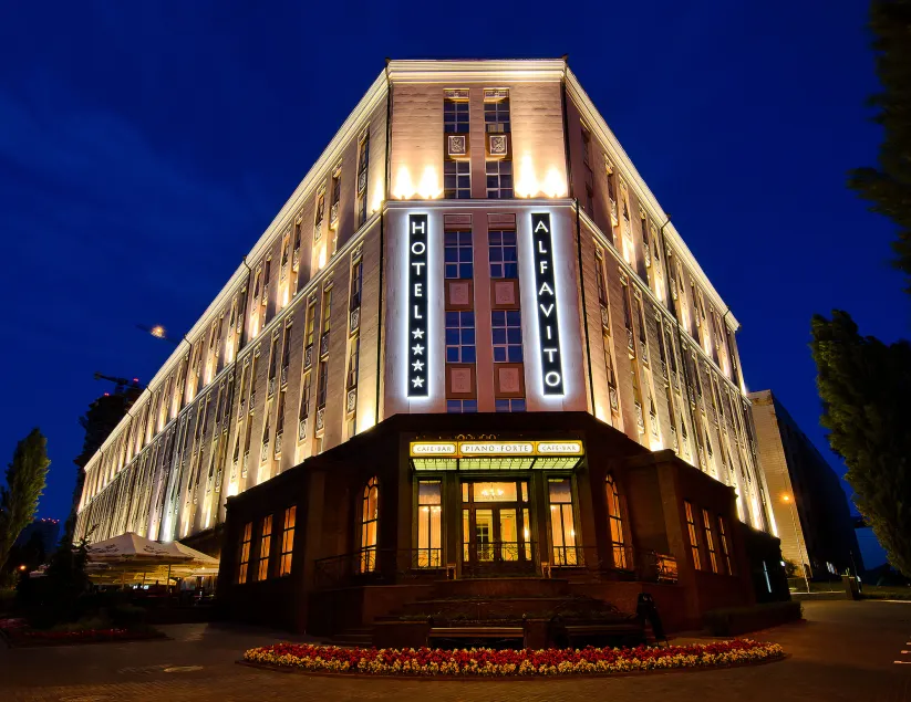 ALFAVITO Kyiv Hotel - Image 1