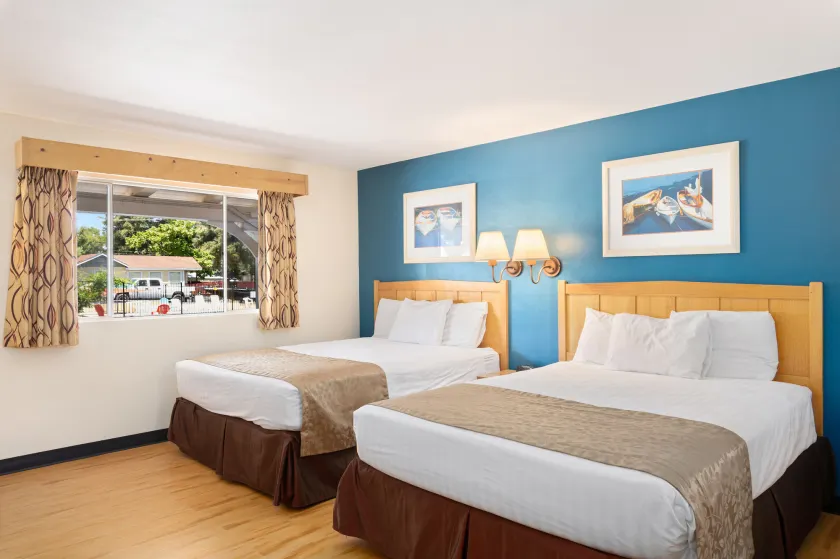 Skylark Shores Resort - Image 1