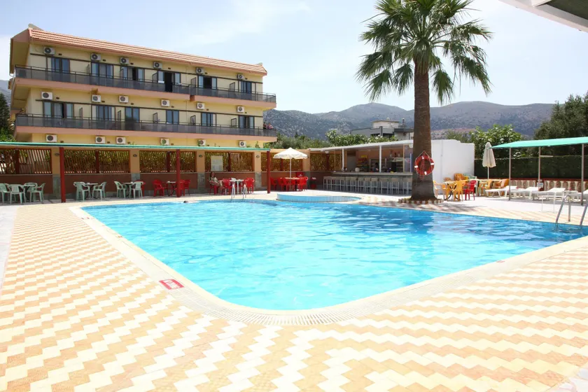 Triton Garden Hotel - Image 1