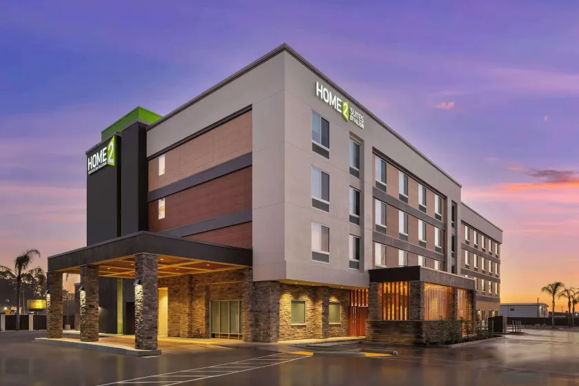Home2 Suites By Hilton Eureka - Image 1