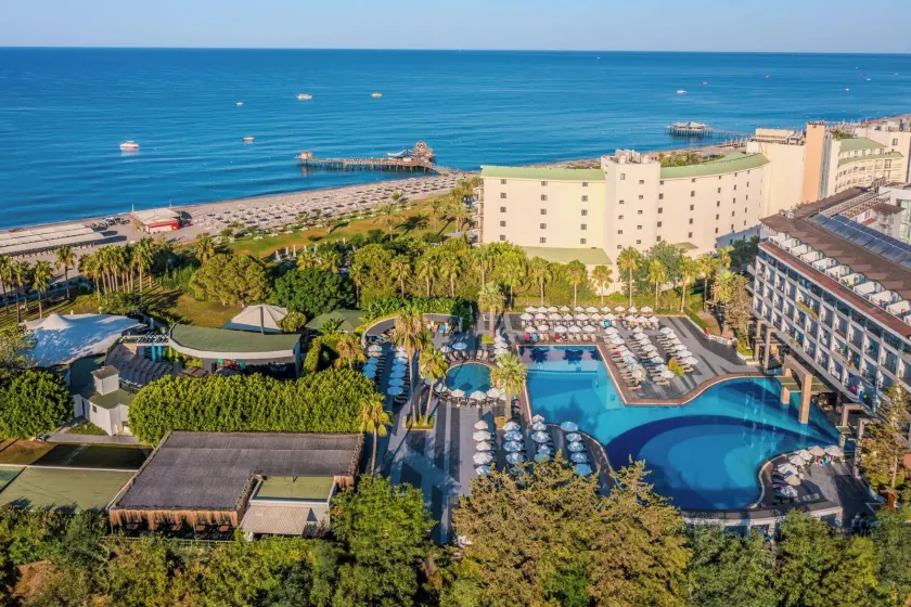 Washington Resort Hotel & Spa - Image 1