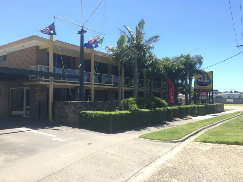 Abel Tasman Waterfront Motel - Image 1