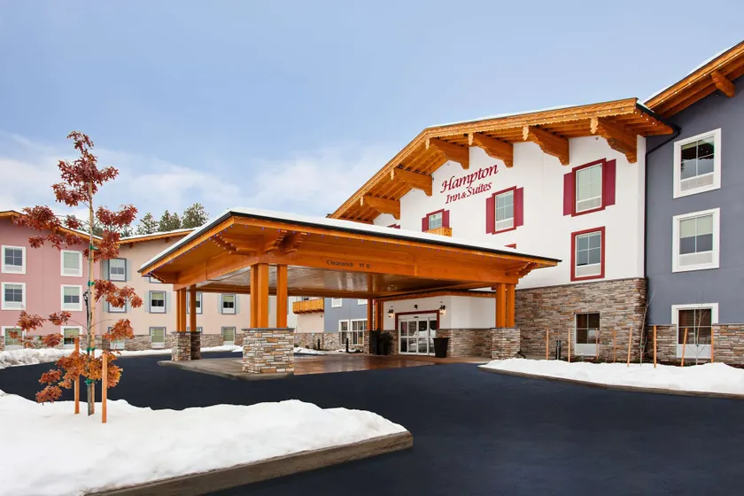 Hampton Inn & Suites Leavenworth - Image 1