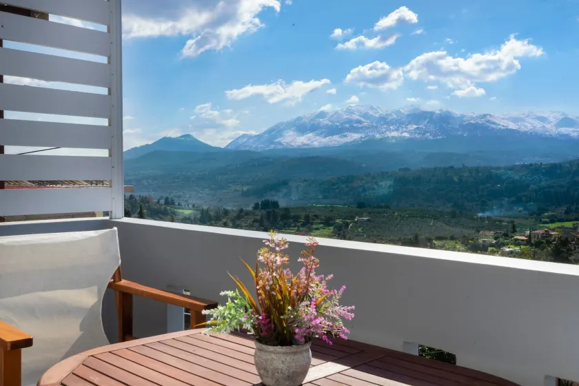 Glikanisos House Nipos - ideal for hikers and families 2bd, 6pl, 10min to beach - Image 1