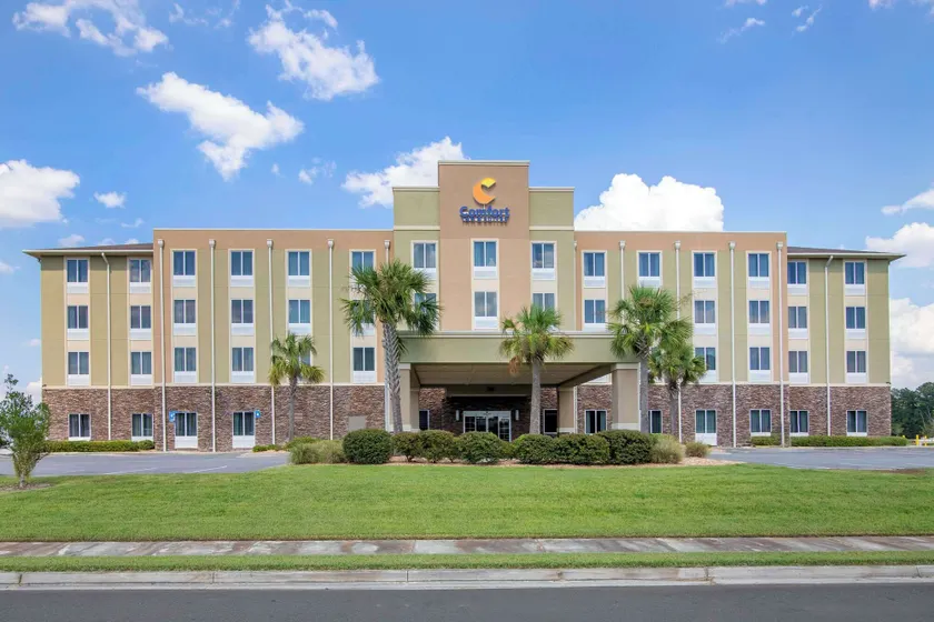Comfort Inn & Suites Valdosta I-75 - Image 1