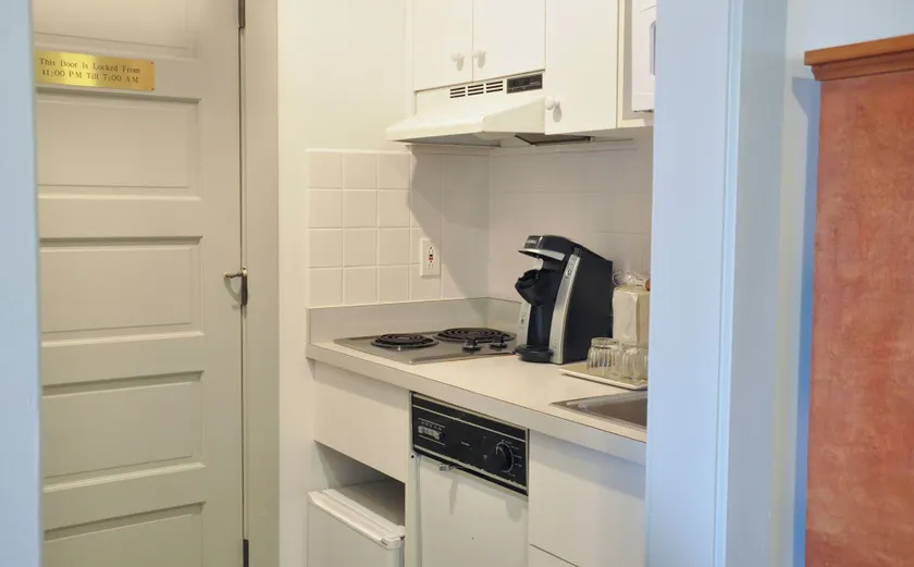 First Colony Inn - Image 1