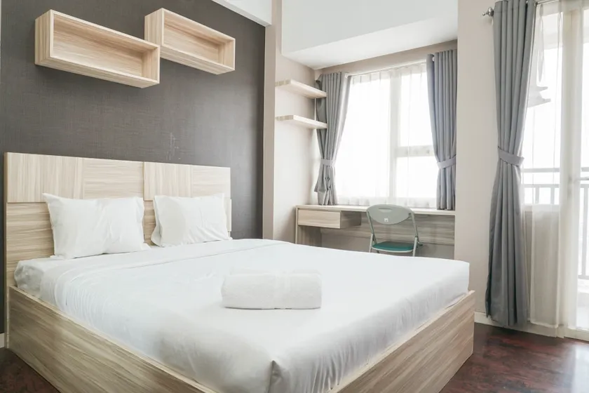 Simply Studio Room Apartment Margonda Residences 5 By Travelio - Image 1