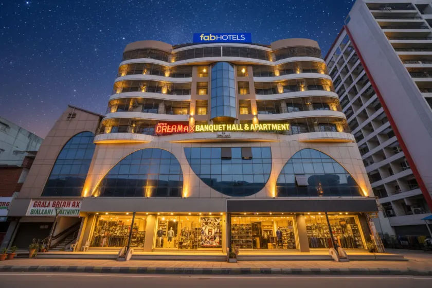FabHotel Shree Balaji NX Banquets & Apartment - Image 1