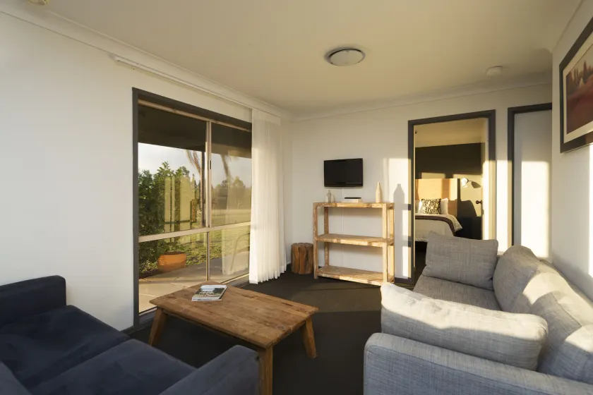 Harkham House - Stunning Property! - Image 1