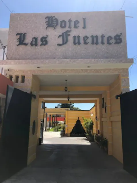 Hotel Las Fuentes - Image 1