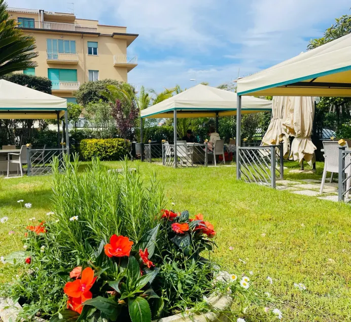 Hotel Harmony-Smile - Image 1