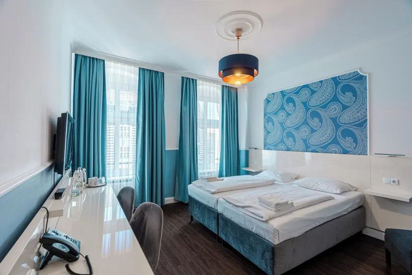 Hotel Prens Berlin - Image 1