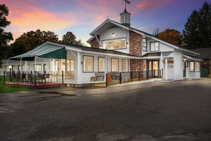 The Palmer House Resort, an Ascend Collection Hotel - Image 1