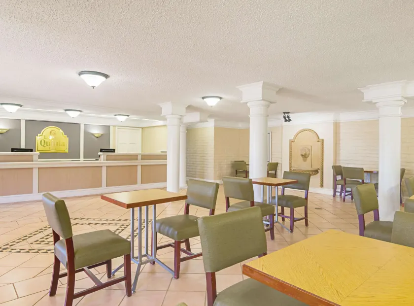 La Quinta Inn by Wyndham Denver Northglenn - Image 1