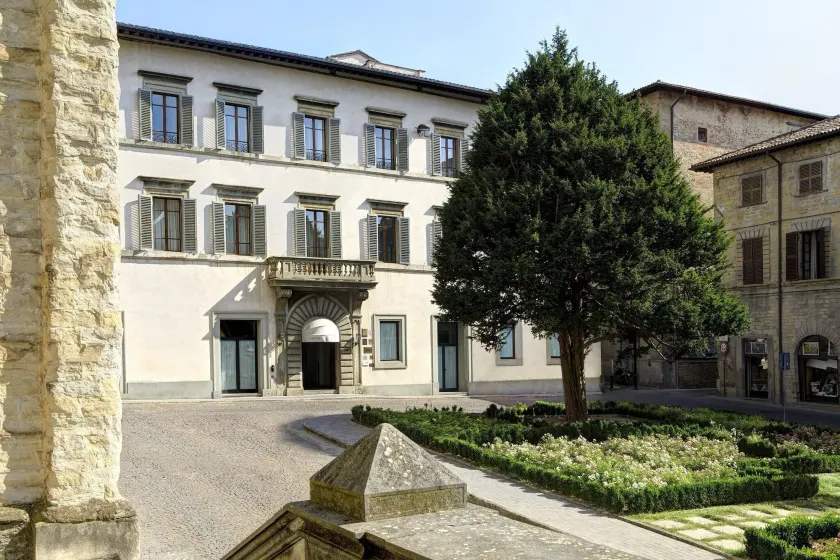 Hotel Tiferno - Image 1