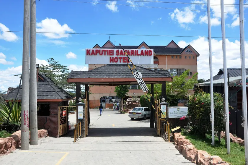 Kaputiei Safariland Hotel - Image 1