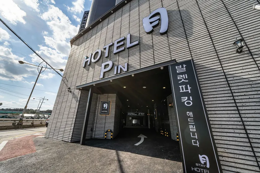 Stay Month Hotel - Image 1