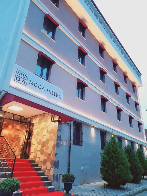 Moda Hotel - Image 1