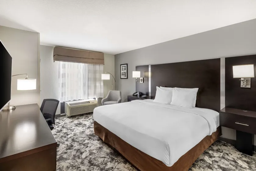 Best Western Plus Fairburn Atlanta Southwest - Image 1