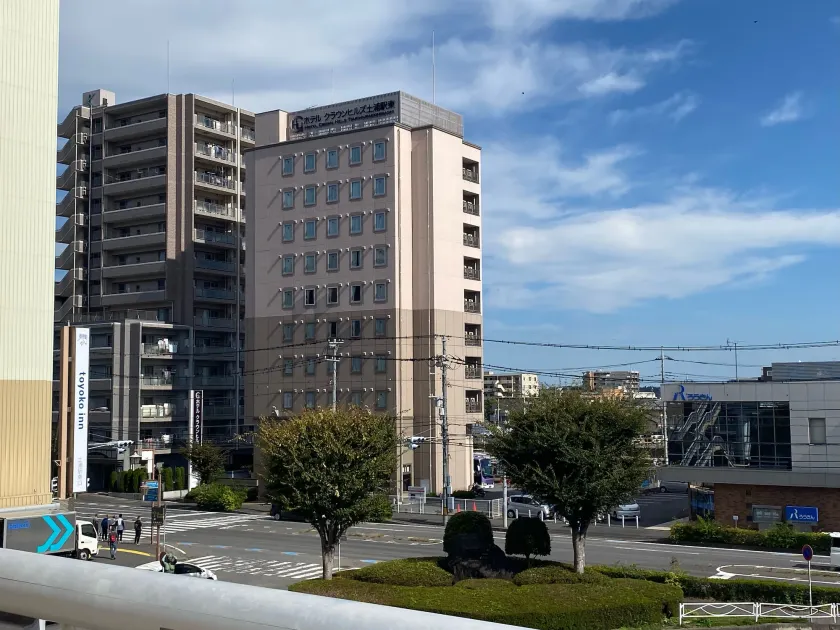 Crown Hills Tsuchiuraekihigashi - Image 1