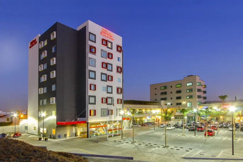 Hilton Garden Inn Queretaro - Image 1