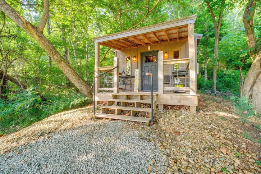 Wren's Nest Cabin: Missouri Ozarks Getaway! - Image 1