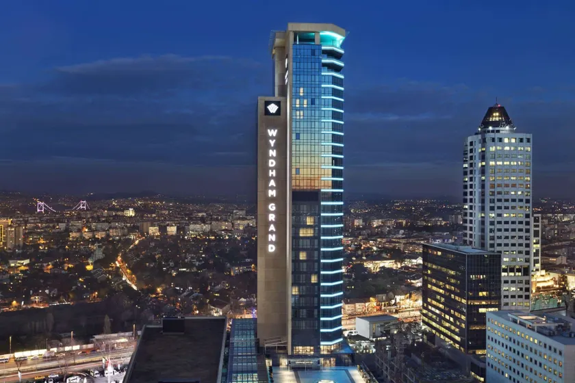 Wyndham Grand Istanbul Levent Hotel & Conference Center - Image 1