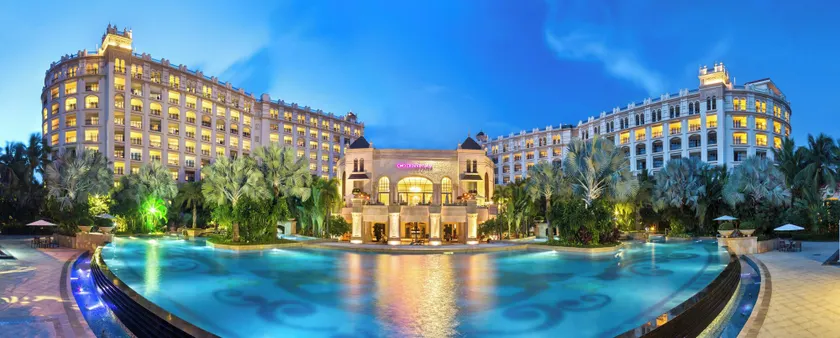 Crowne Plaza Resort Sanya Bay by IHG - Image 1