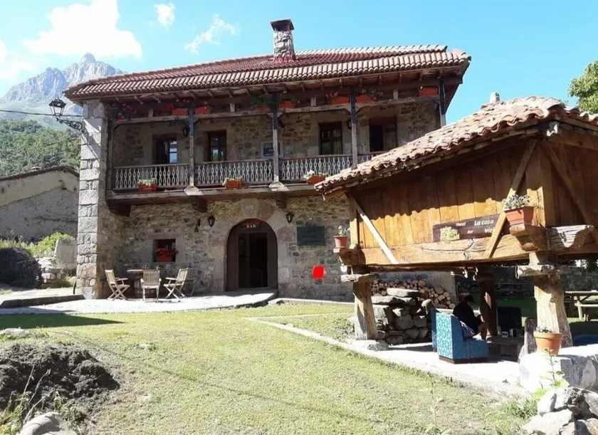 La Casa Vieja en Valdeón - Image 1