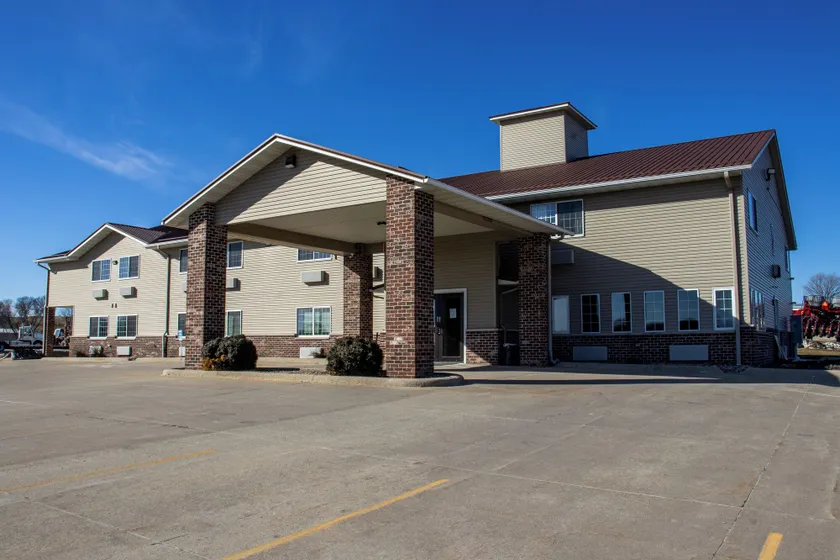 Belva Deer Inn - Image 1