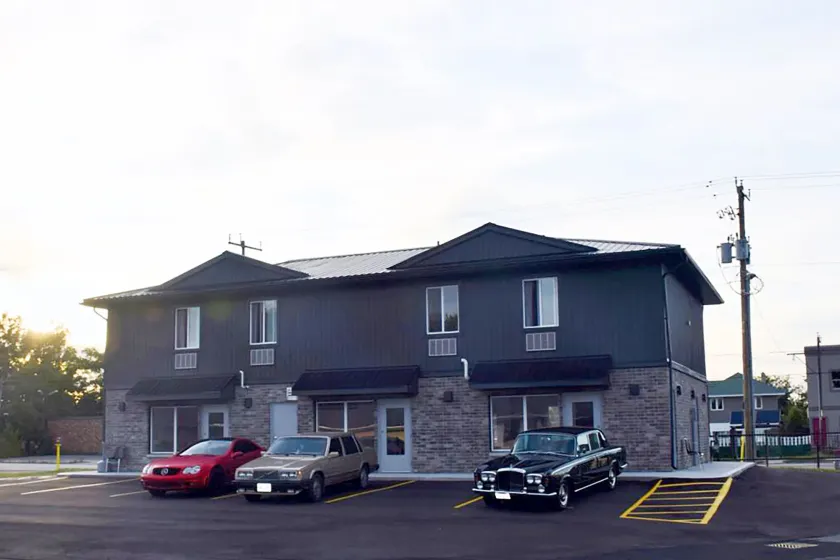 Le Grand Kent Motel - Image 1