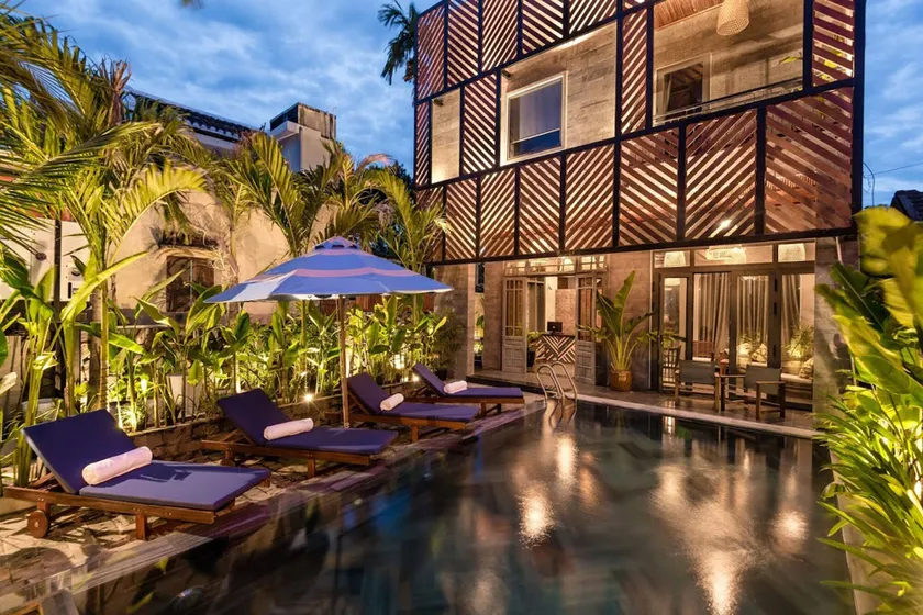 Tropical Home Villa - Image 1