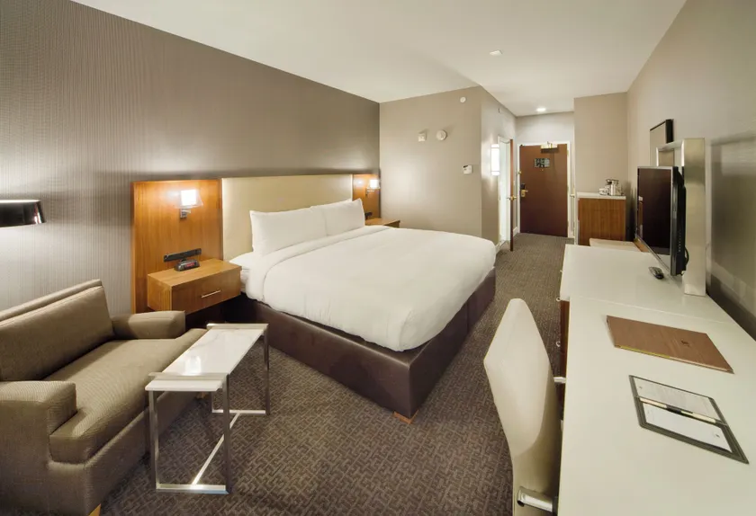 DoubleTree by Hilton Hotel Nanuet - Image 1