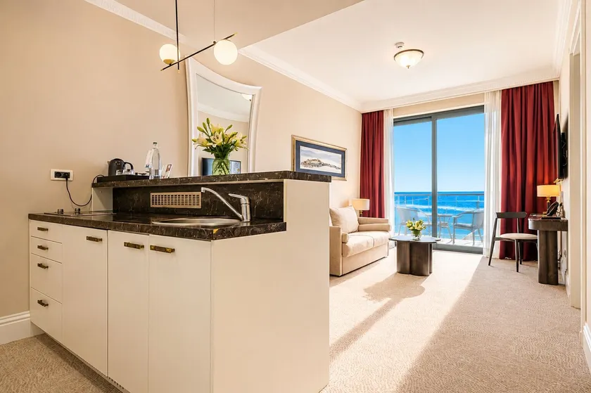 Royal Princess Hotel - Image 1