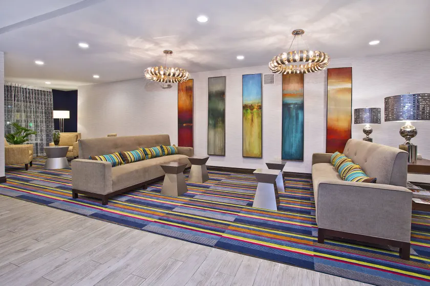 Holiday Inn Express Hotel & Suites Ann Arbor West by IHG - Hall