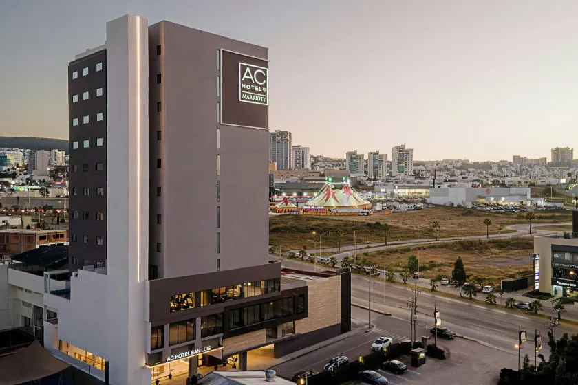 AC Hotel by Marriott San Luis Potosi - Image 1