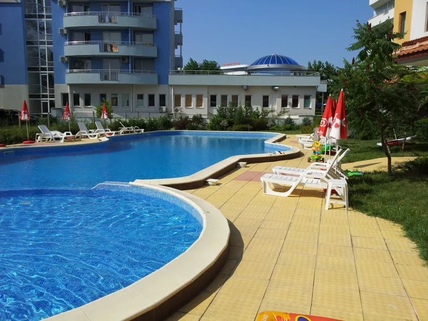 Menada Diamond Bay - Image 1