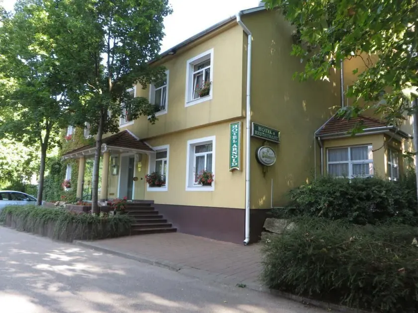 Hotel Arnold - Image 1