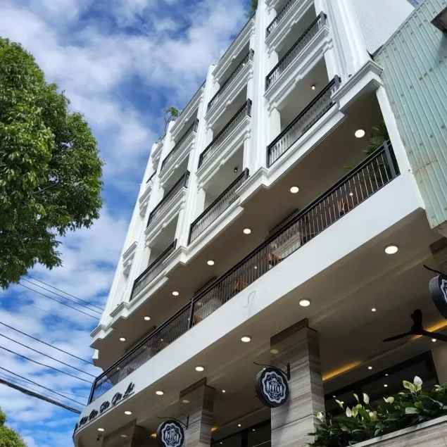 Ngon Avatar Hotel - Image 1