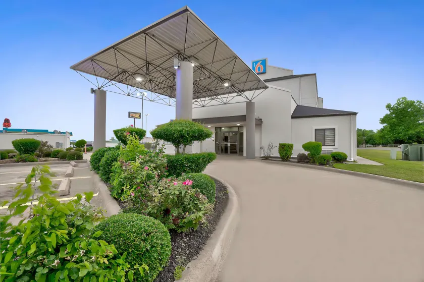 Motel 6-Denison, TX - Image 1