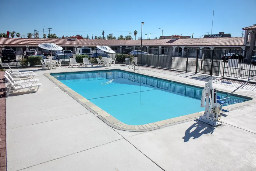 Red Roof Inn Blythe - Image 1